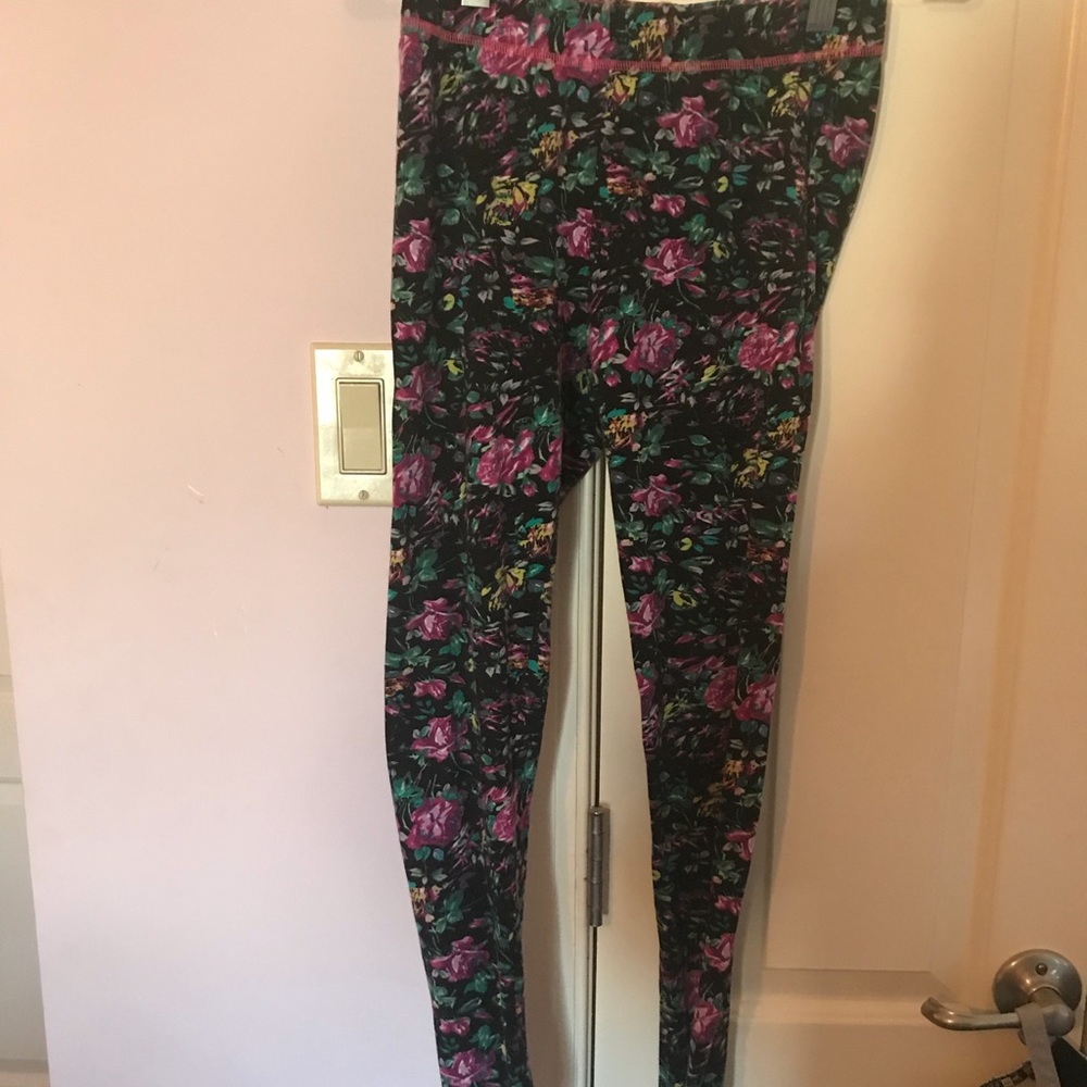Betsey Johnson Floral Leggings